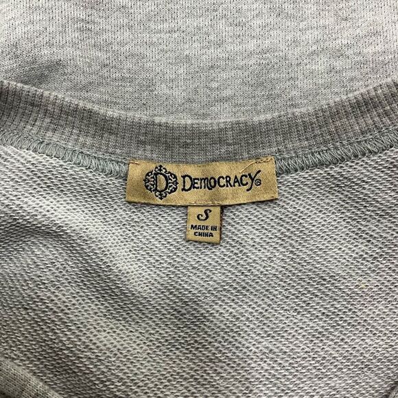 DEMOCRACY Sweatshirt - Picture 5 of 6